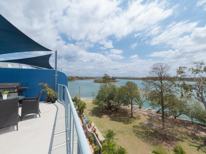 17/2-4 Picnic Point Esplanade, Maroochydore QLD 4558