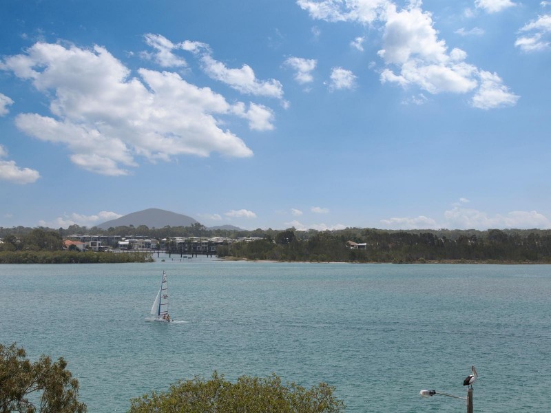 17/2-4 Picnic Point Esplanade, Maroochydore QLD 4558