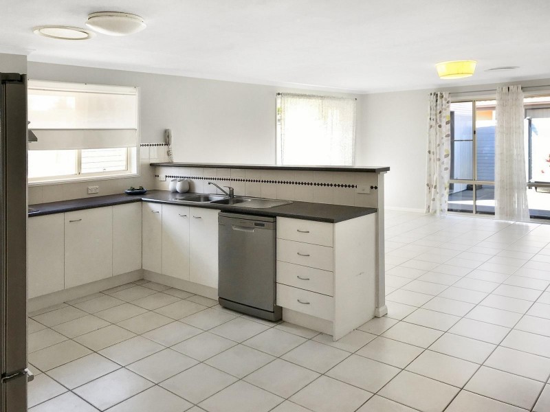61 Albany Street, Sippy Downs QLD 4556