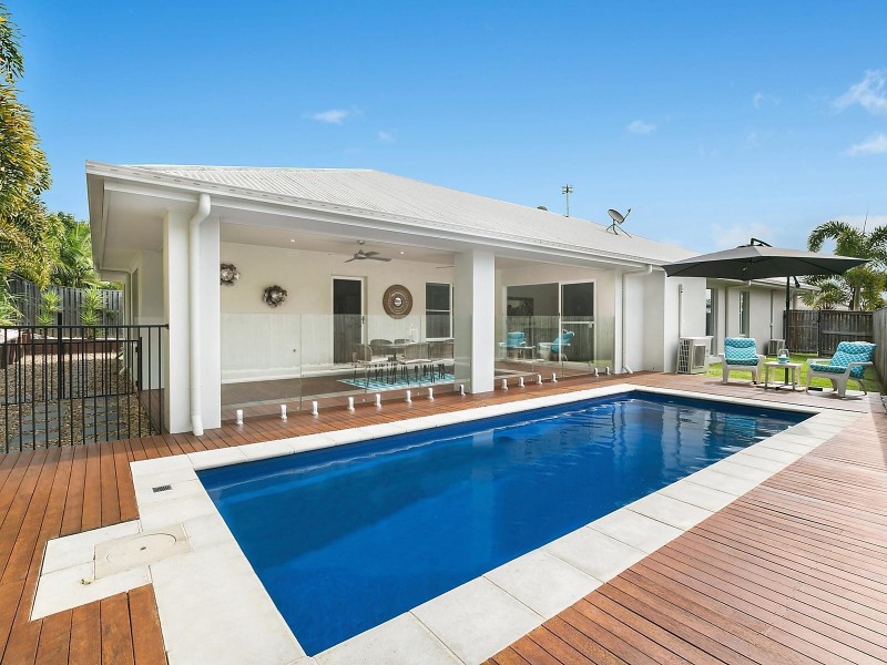 8 Spoonbill Drive, Forest Glen QLD 4556
