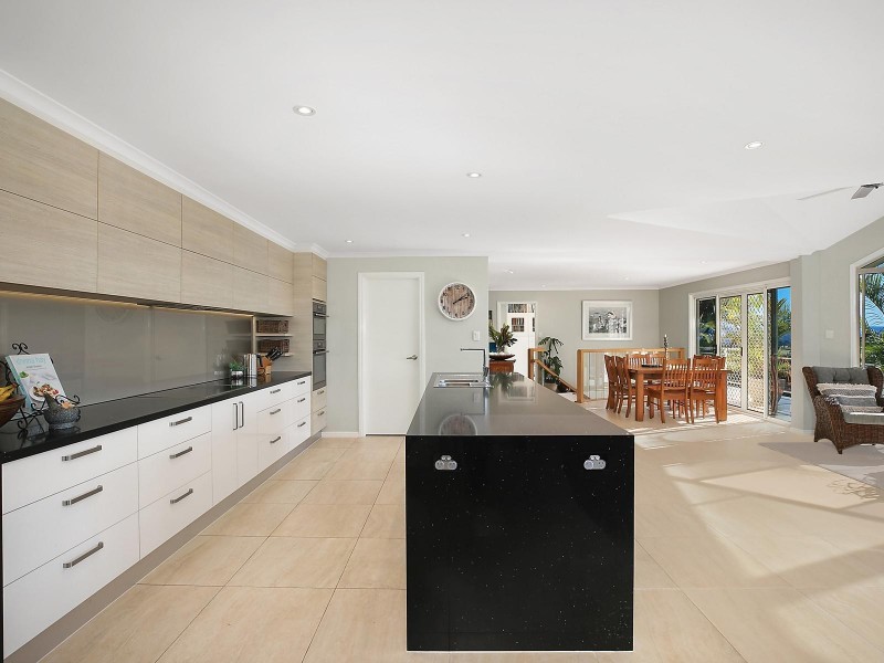 16 Quarterdeck Court, Buderim QLD 4556