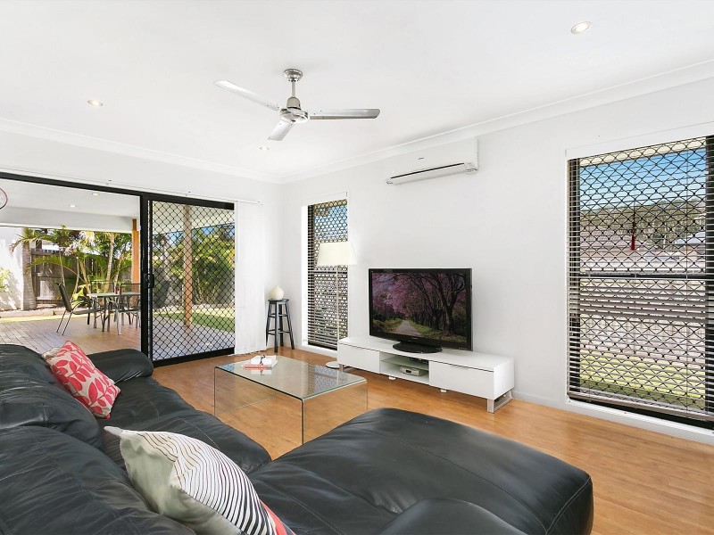 16 Chestwood Crescent, Sippy Downs QLD 4556