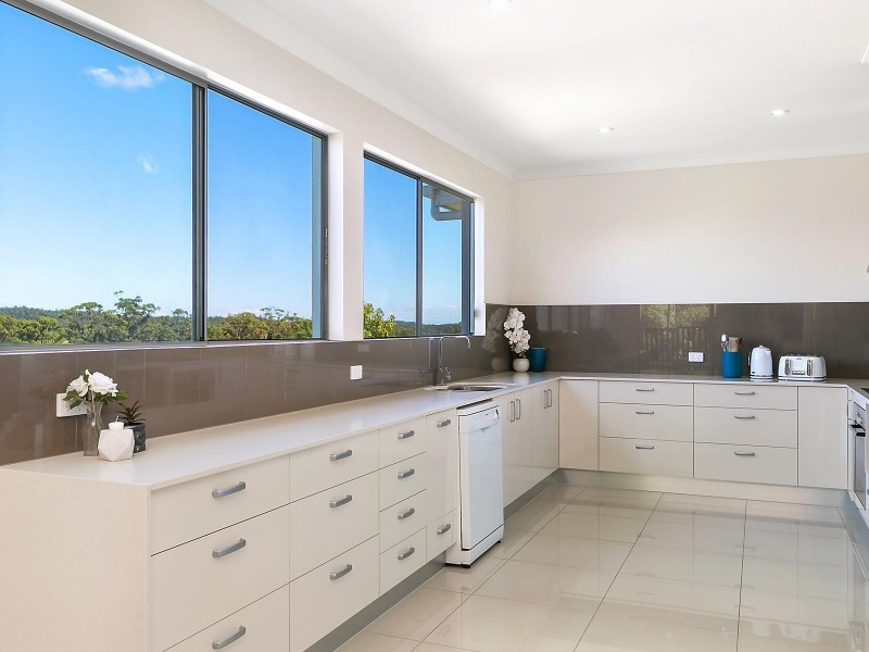 334 Glenview Road, Glenview QLD 4553