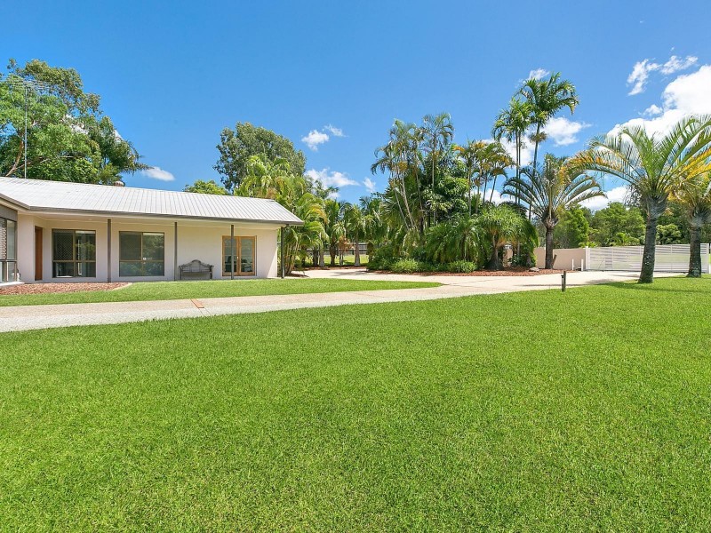 5 Ballantyne Court, Glenview QLD 4553