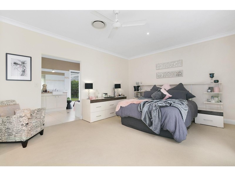 22 Evergreen Drive, Glenview QLD 4553