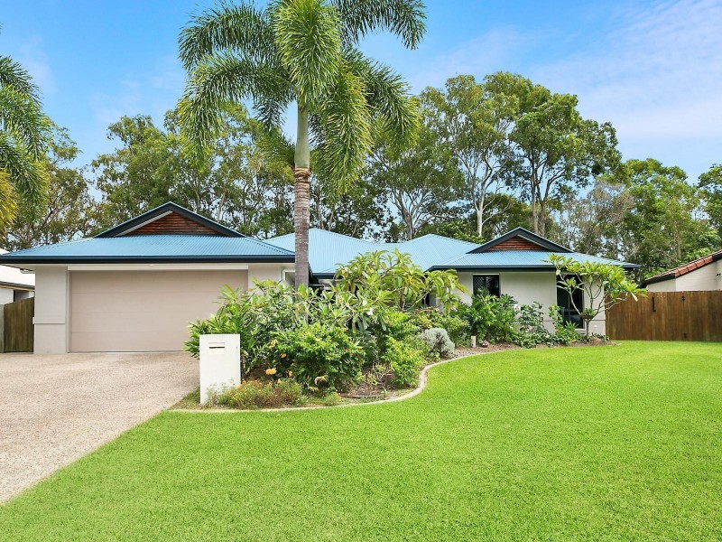 19 Stillwater Drive, Twin Waters QLD 4564