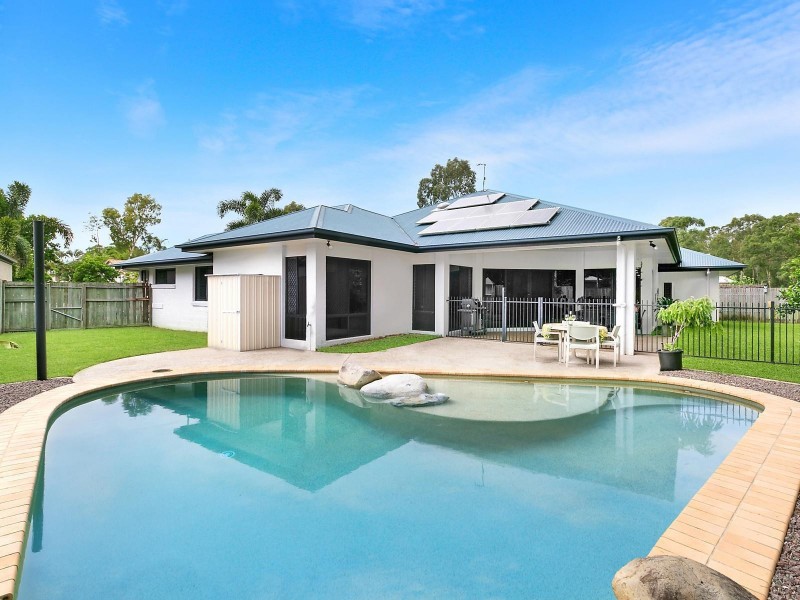 19 Stillwater Drive, Twin Waters QLD 4564