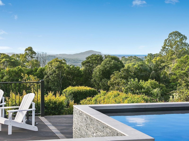 9 Mons School Road, Mons QLD 4556