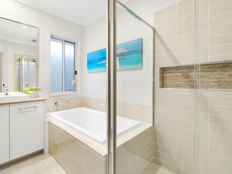 16 Caspian Circuit, Mountain Creek QLD 4557