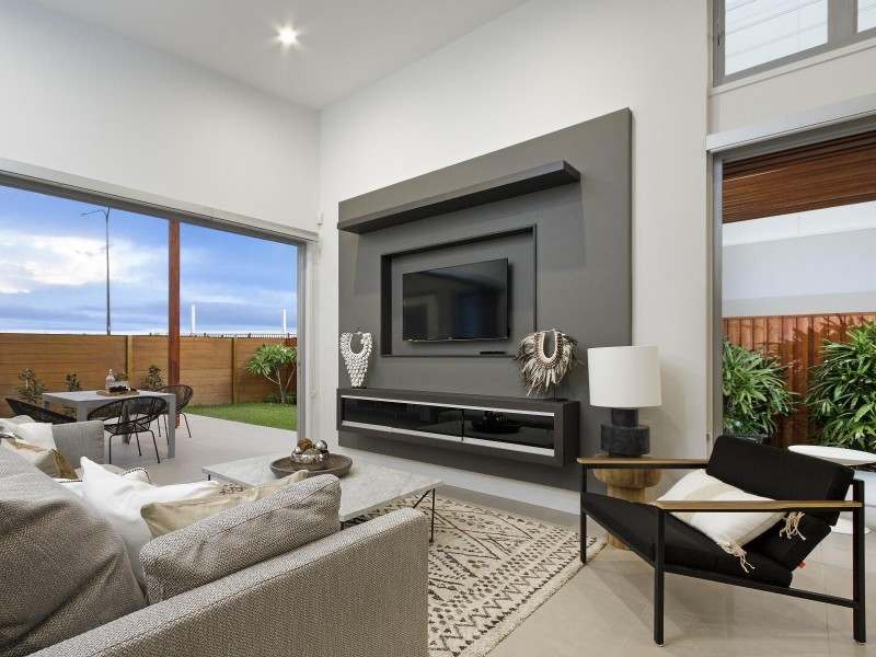 24 Lighthouse Circuit, Birtinya QLD 4575