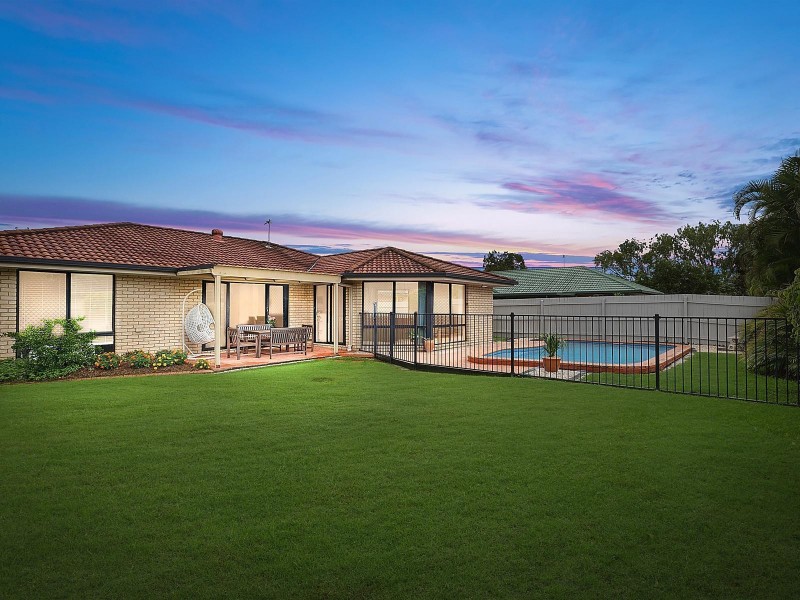 27 Edgewater Place, Sippy Downs QLD 4556