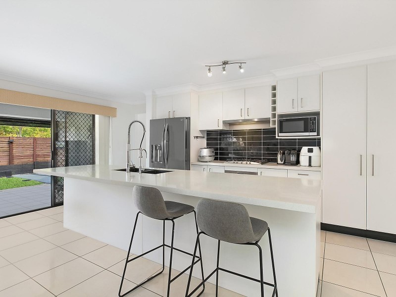 2 Clearwater Circuit, Bli Bli QLD 4560