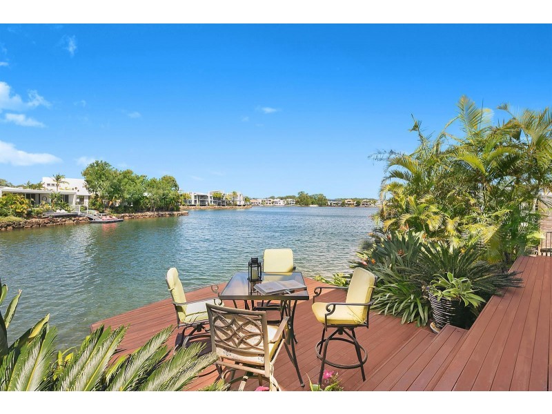 42 Baywater Drive, Twin Waters QLD 4564