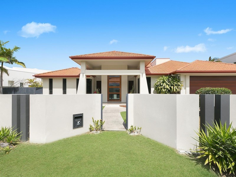 42 Baywater Drive, Twin Waters QLD 4564
