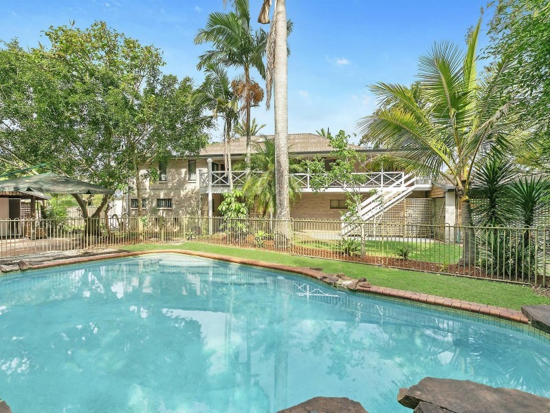 11 Ballantyne Court, Glenview QLD 4553