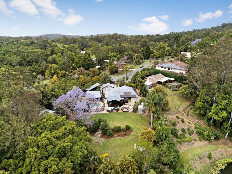 69 Andersen Road, Diamond Valley QLD 4553