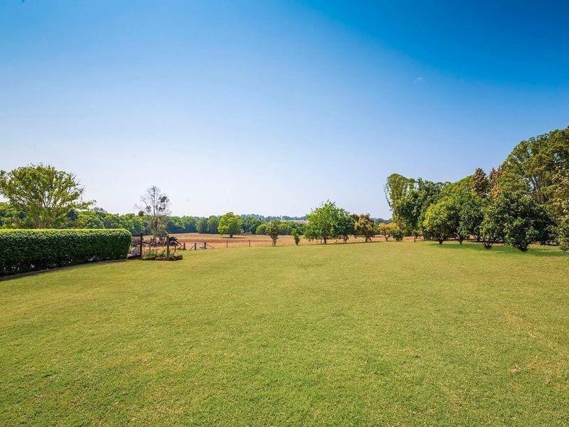 175 Old Palmwoods Road, West Woombye QLD 4559