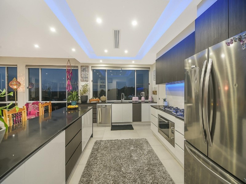 23 Apple Gum Place, Palmview QLD 4553