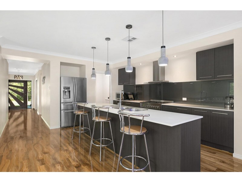 28 Viewland Drive, Mooloolah Valley QLD 4553