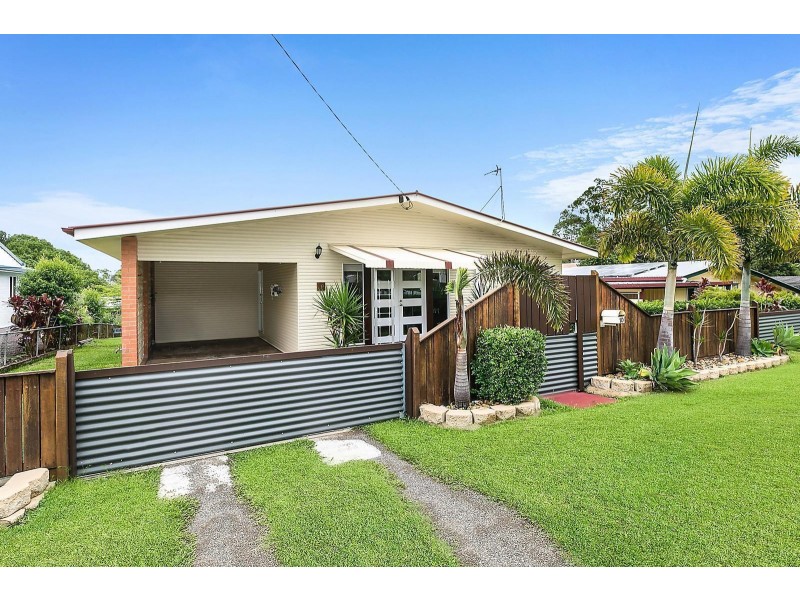 10 Alexandra Avenue, Nambour QLD 4560