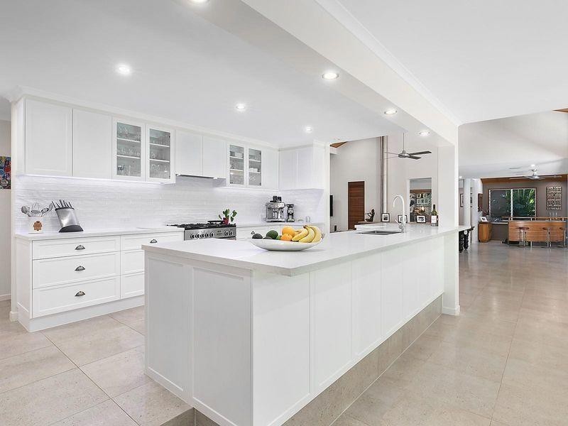 22 Mannikin Road, Tanawha QLD 4556