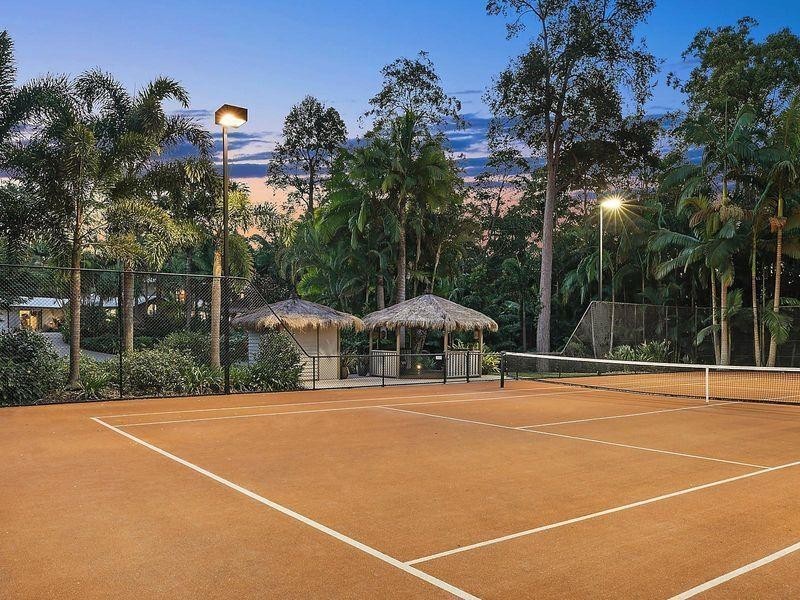 22 Mannikin Road, Tanawha QLD 4556