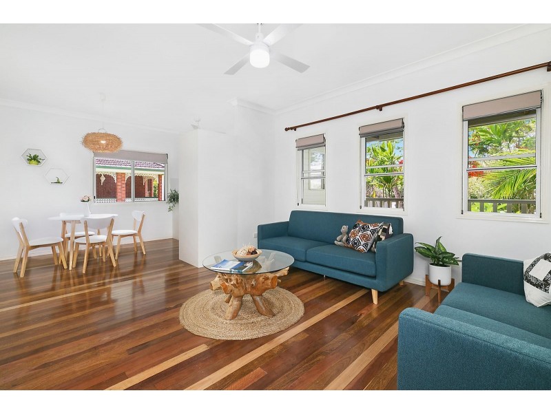 17 Sycamore Street, Mudjimba QLD 4564