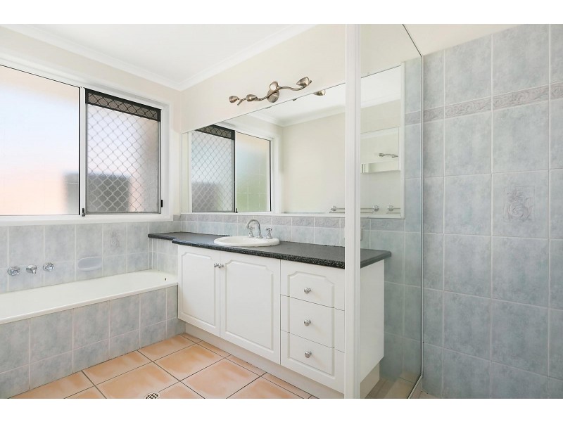 9 Northridge Court, Sippy Downs QLD 4556