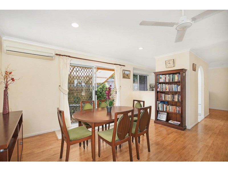 2/1 Ferguson Avenue, Buderim QLD 4556