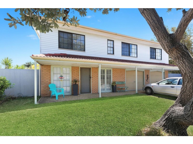 11 Third Avenue, Coolum Beach QLD 4573