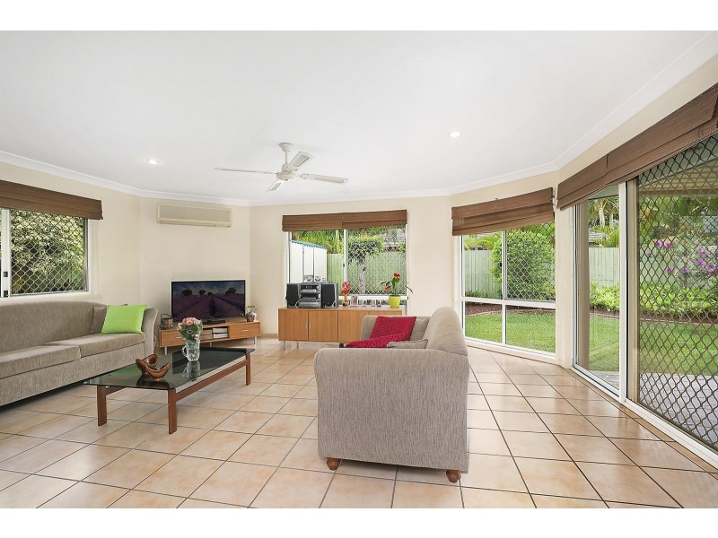 4 Hillview Drive, Buderim QLD 4556