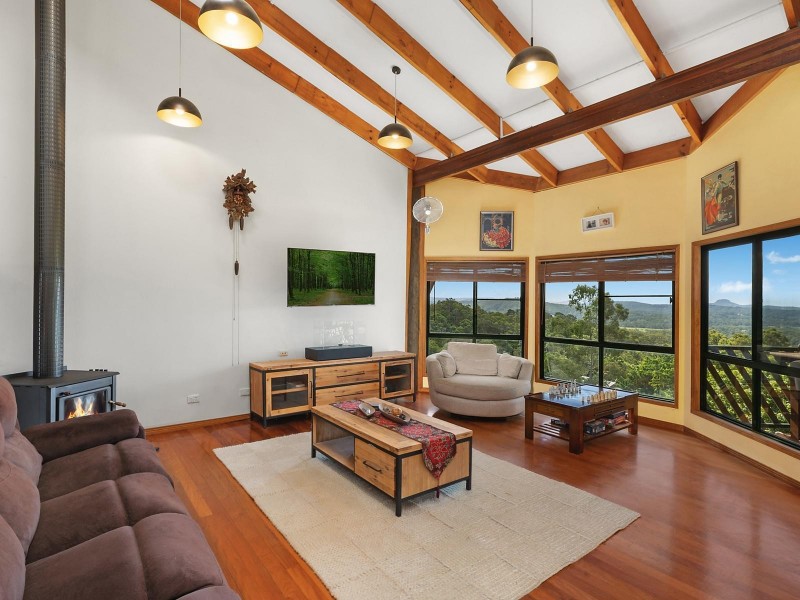 12 Holland Way, Mons QLD 4556