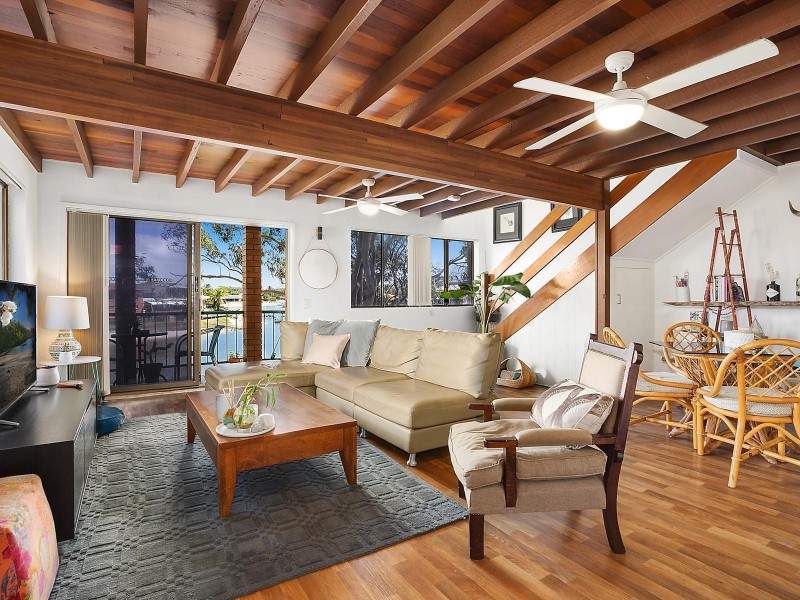 9/11-13 Woomba Place, Mooloolaba QLD 4557