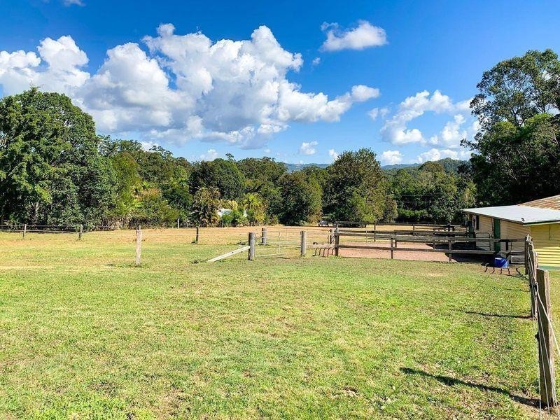185 Dales Road, Chevallum QLD 4555