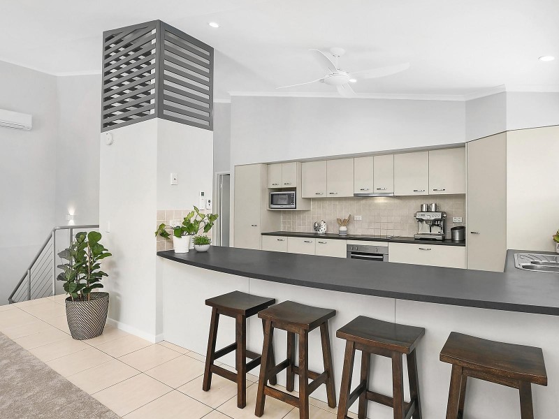 18 Hastings Place, Buderim QLD 4556