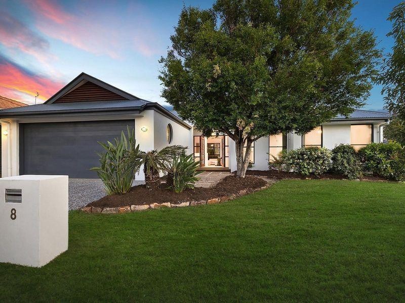 8 Dominica Place, Kawana Island QLD 4575