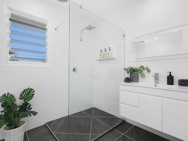 15 Satinay Street, Mountain Creek QLD 4557