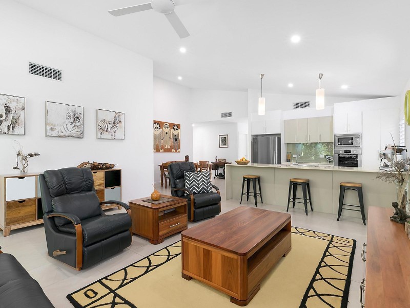 18/25 Owen Creek Road, Forest Glen QLD 4556