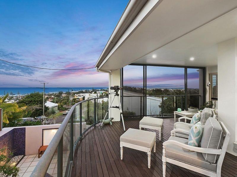 33 Tantula Road East, Alexandra Headland QLD 4572