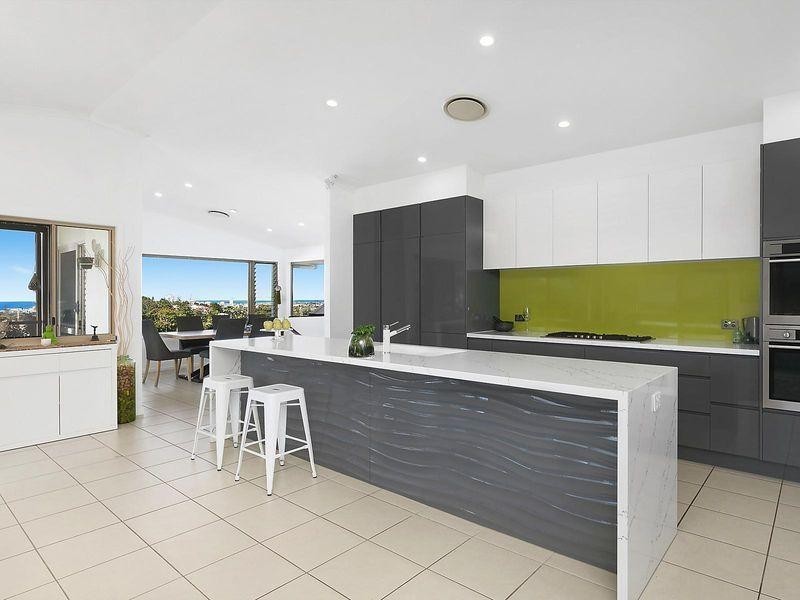 33 Tantula Road East, Alexandra Headland QLD 4572