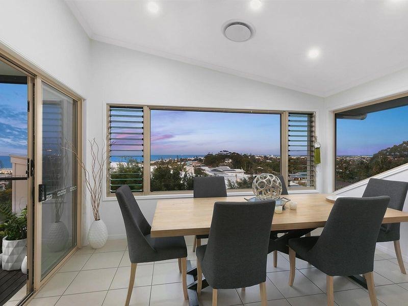 33 Tantula Road East, Alexandra Headland QLD 4572