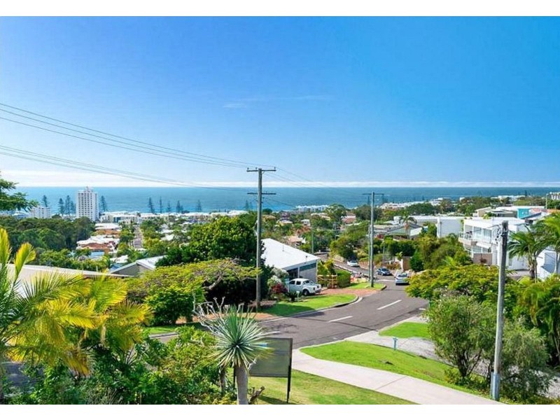 33 Tantula Road East, Alexandra Headland QLD 4572
