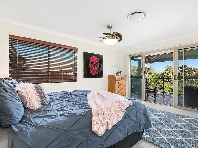 33 Tantula Road East, Alexandra Headland QLD 4572