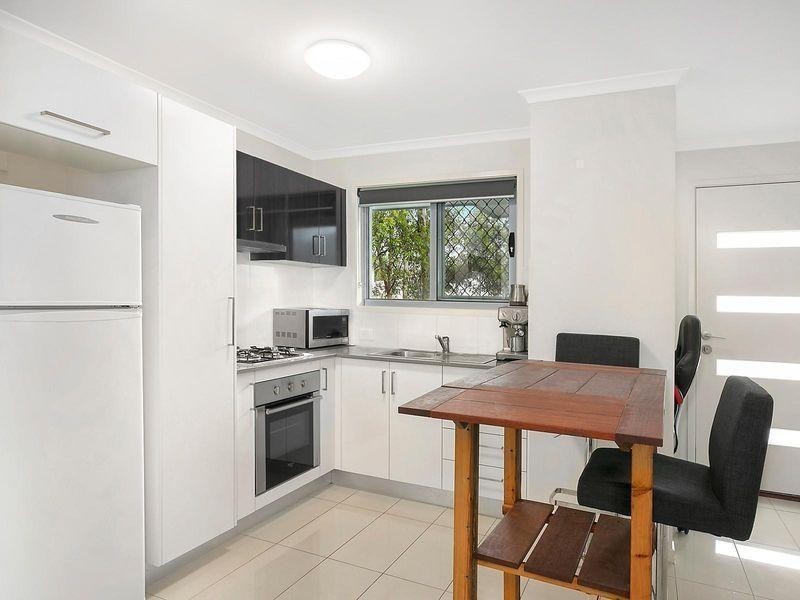 12 Honeysuckle Court, Buderim QLD 4556