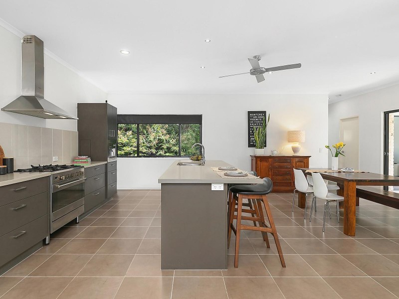 10 Secret Valley Court, Buderim QLD 4556