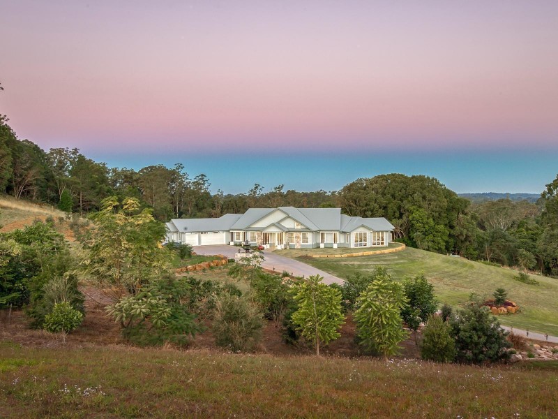 18 Parsons Knob Road South, Hunchy QLD 4555