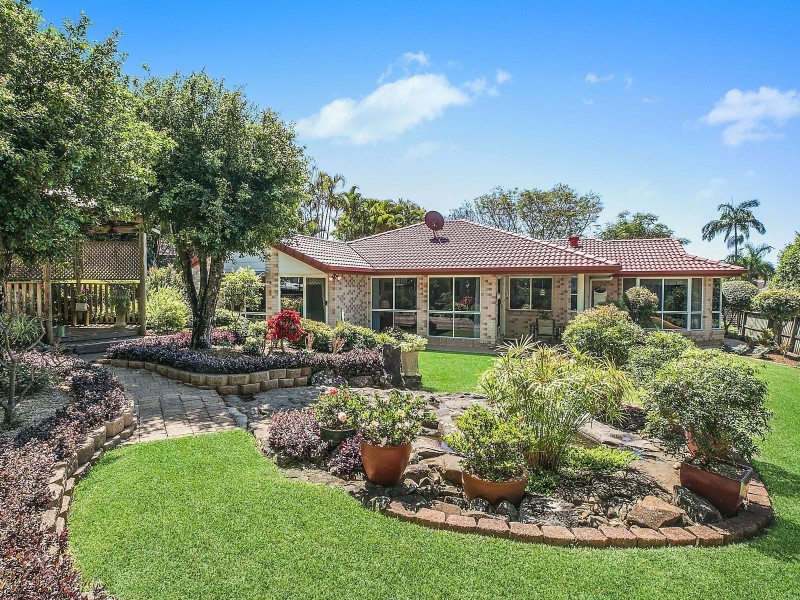 8 Royal Drive, Buderim QLD 4556