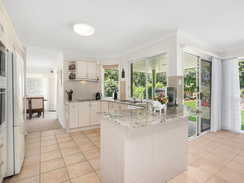 8 Royal Drive, Buderim QLD 4556