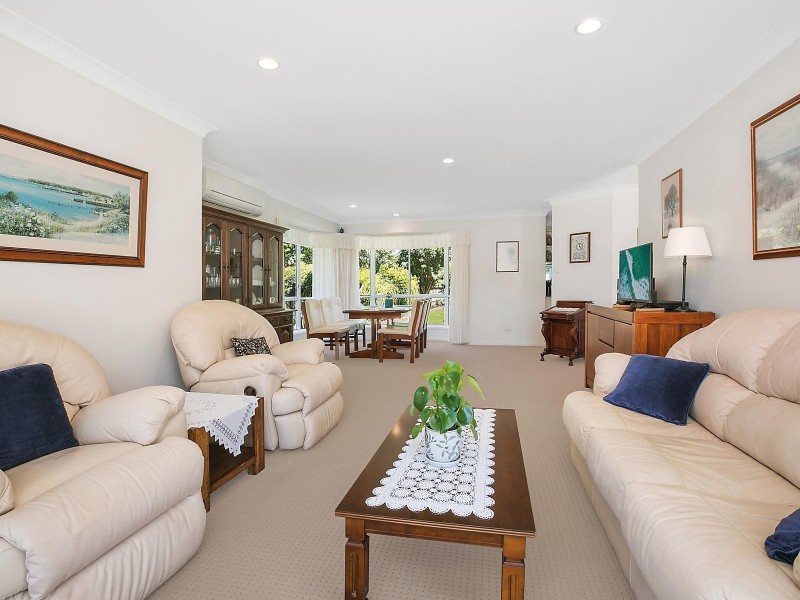 8 Royal Drive, Buderim QLD 4556