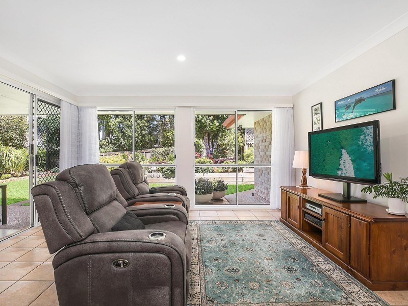 8 Royal Drive, Buderim QLD 4556